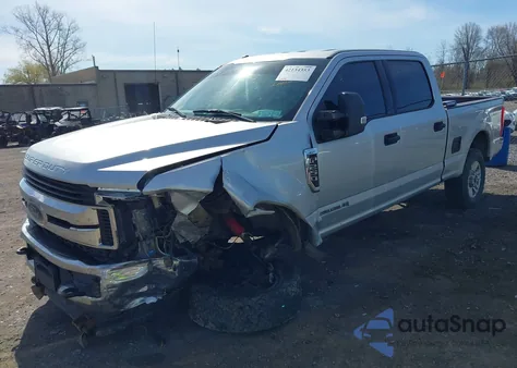 2017 Ford F-250 Xlt из США, поврежденный, VIN 1FT7W2BT4HED52447